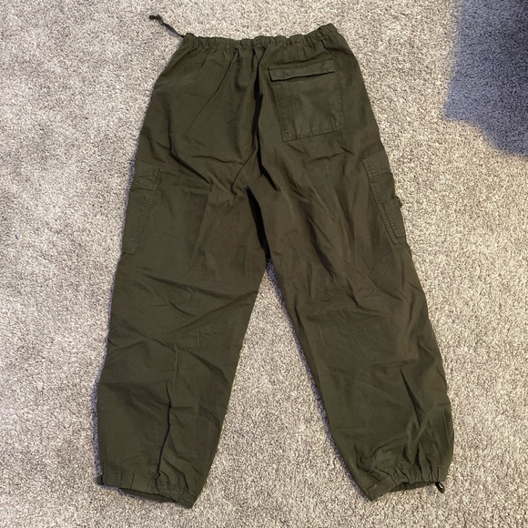 Jaded London size medium army green or khaki parachute cargo pants - Picture 2 of 4